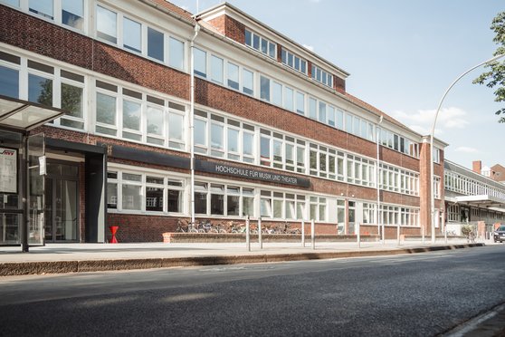 The building on Wiesendamm